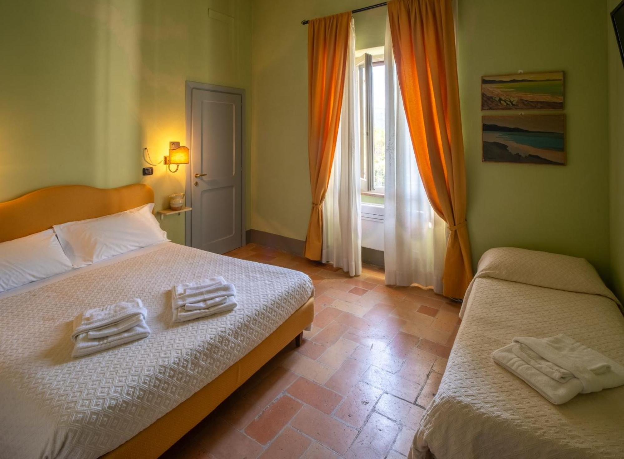 B&B Porta Perugina Bevagna Exterior photo